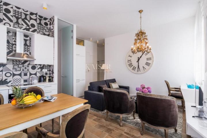 Opatija - 5 luksuzno uređenih apartmana u centru