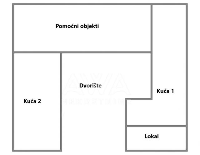 Apatin. Idealno za dve porodice, kuća 205m2 i kuća 88m2