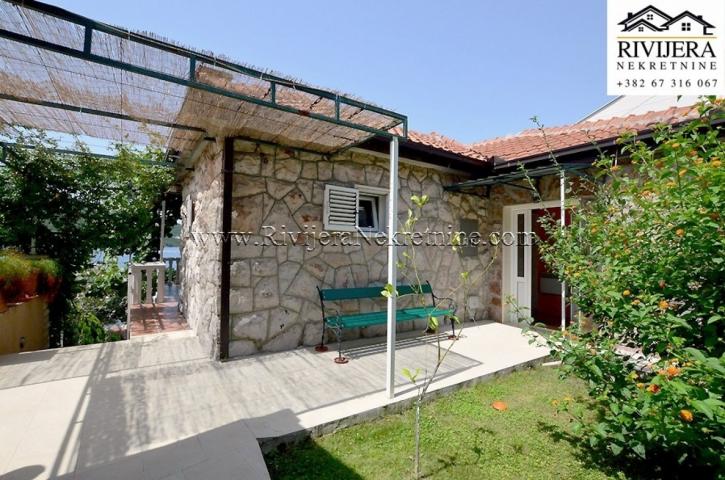 Waterfront stone house in Kumbor Boka Bay