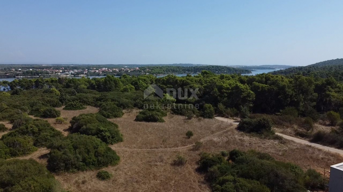 ISTRIA, BANJOLE - Building land for apartments or a holiday villa!