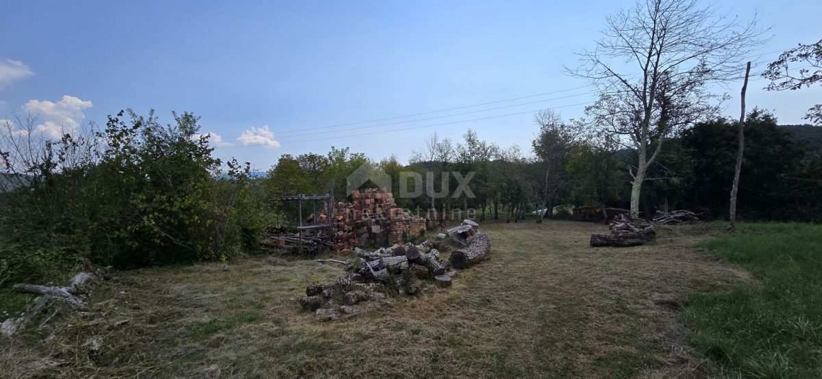 ISTRIA, CEROVLJE - Land with a ruined building