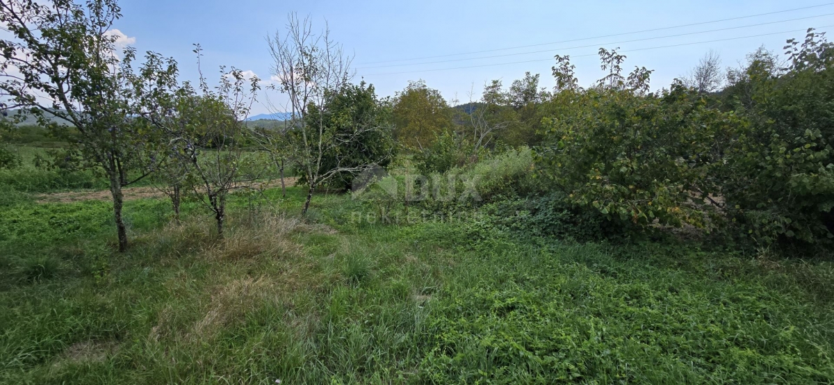 ISTRIA, CEROVLJE - Land with a ruined building