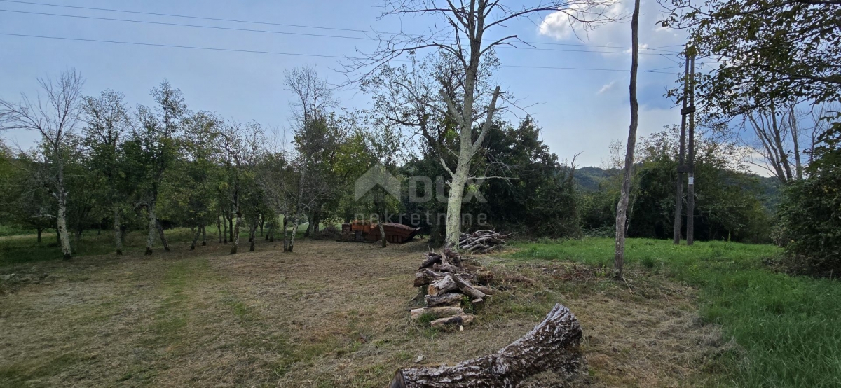 ISTRIA, CEROVLJE - Land with a ruined building