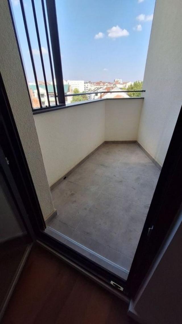 Grbavica, odličan, useljiv duplex stan. 