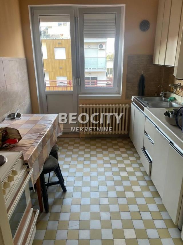 Voždovac, Autokomanda, Ljubićka, 2. 0, 76m2, 500EUR