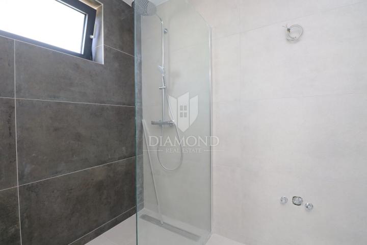 Apartment  Crikvenica, 150m2