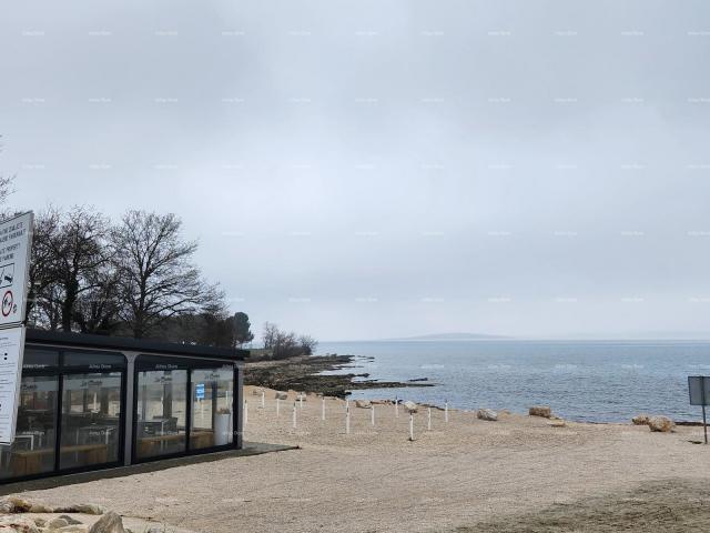 Stan Prodaja stana u Medulinu. Pošesi . 150 metara od mora i plaža. 191/B