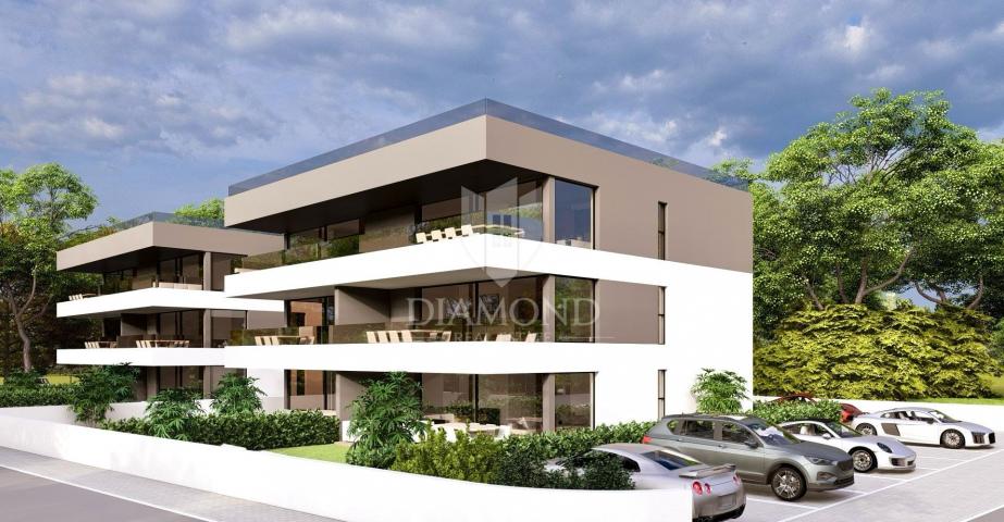 Poreč, modern new building near the city center!