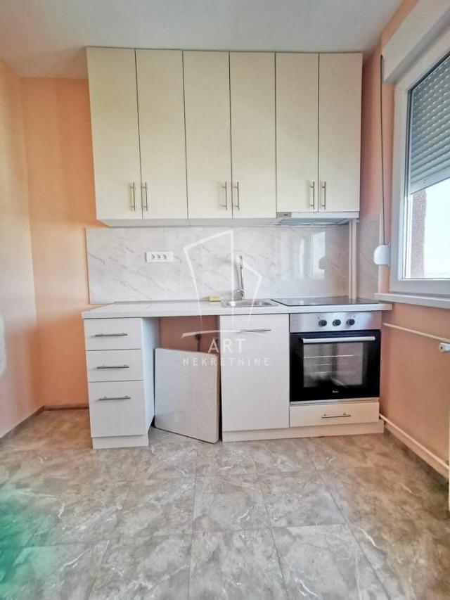 Sajam, Bulevar vojvode Mišića, 57m2 ID#8615