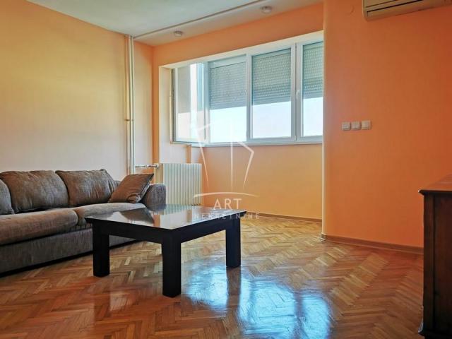 Sajam, Bulevar vojvode Mišića, 57m2 ID#8615