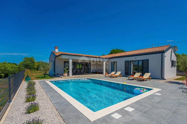 ISTRIA, LABIN - House with swimming pool in a quiet neighborhood