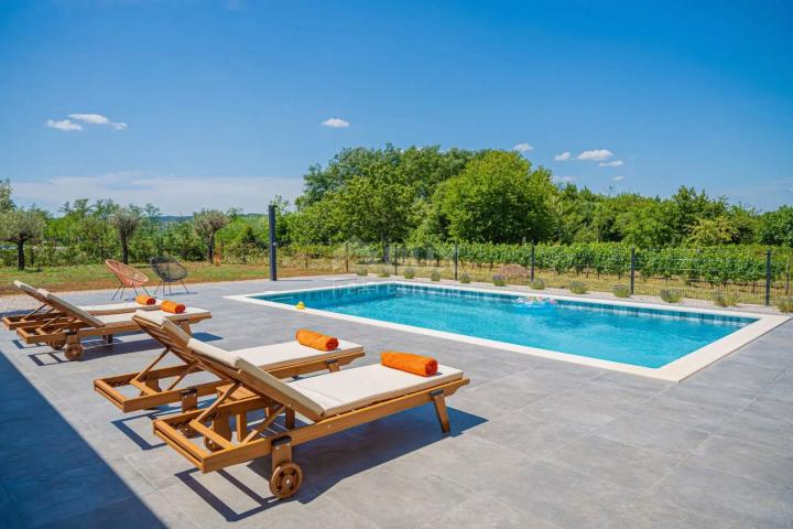 ISTRIA, LABIN - House with swimming pool in a quiet neighborhood