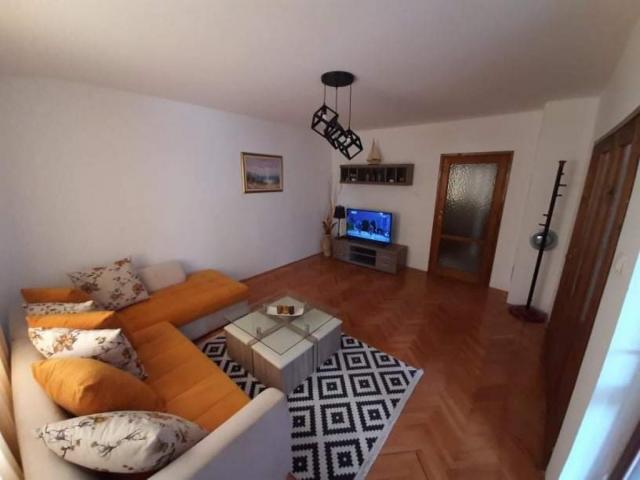 Apartment for rent of 63 m2 in Tivat