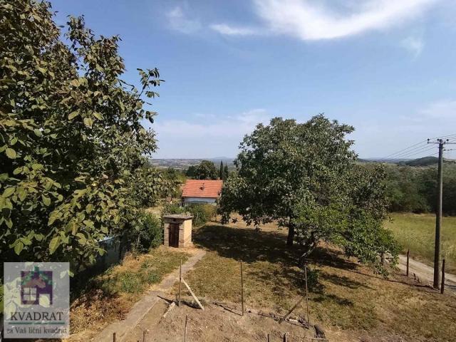 Kuća 75 m2, 11 ari , Jasenak, Obrenovac, 65000e