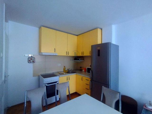 Blok 63, Gandijeva, 38 m2