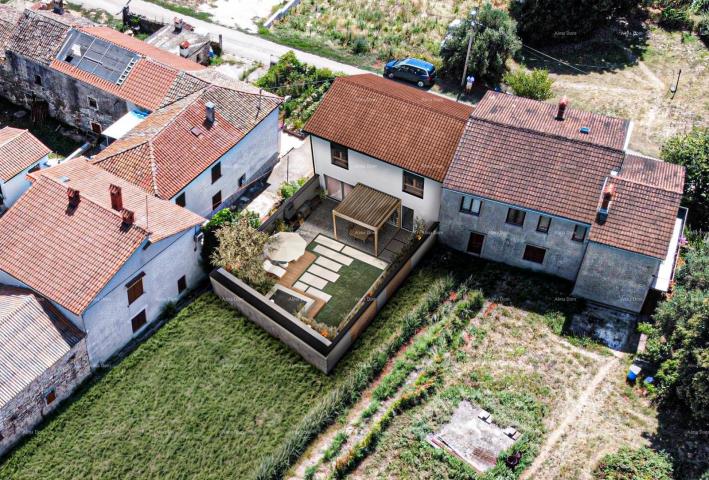 Bauland Grundstück für ein Einfamilienhaus 90m². Muntić.