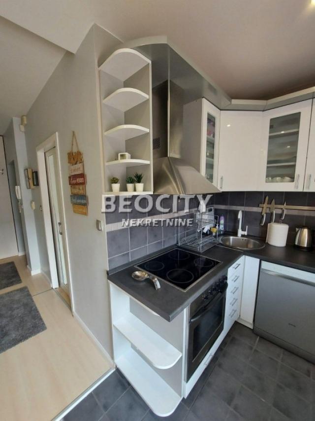 Novi Sad, Centar, Ilije Vucetića, 2. 5, 58m2, 750EUR