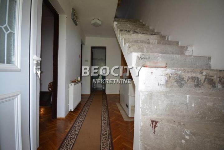 Barajevo, Lipovica, Lipovački put, 5. 0, 181m2, 119500EUR