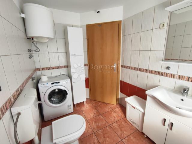 Flat Marinići, Viškovo, 70m2