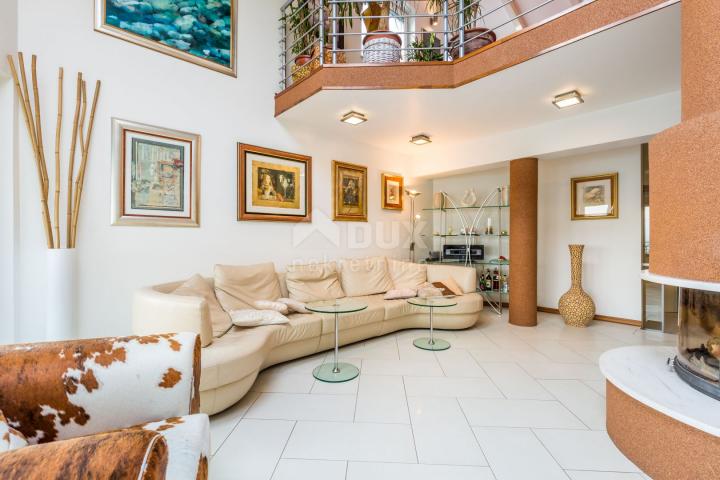 OPATIJA - Penthouse 222m2 in a fantastic location for rent