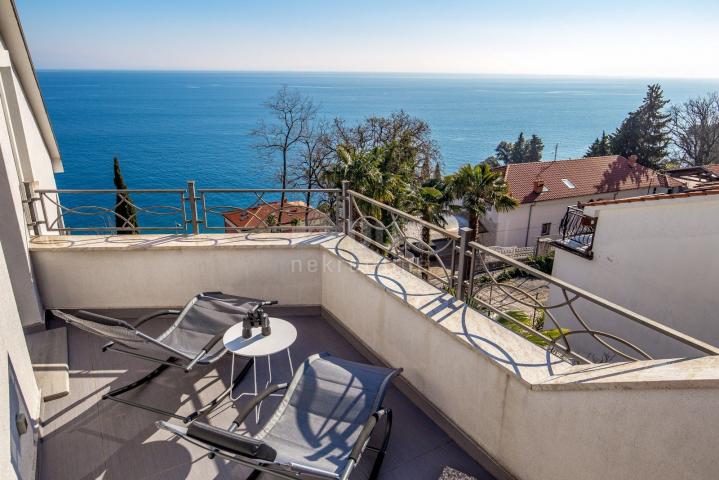 OPATIJA - Penthouse 222m2 in a fantastic location for rent