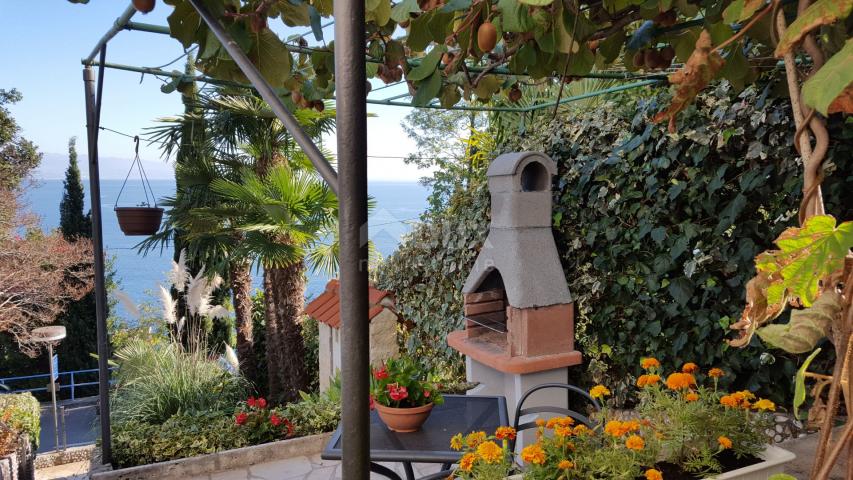 OPATIJA - Apartment 2ND ROW FROM THE SEA!! 140m2 with a view of Kvarner for rent