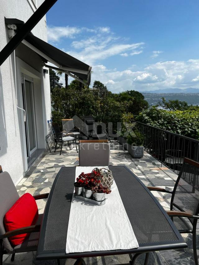 OPATIJA - Apartment 104m2 with a beautiful view of the sea