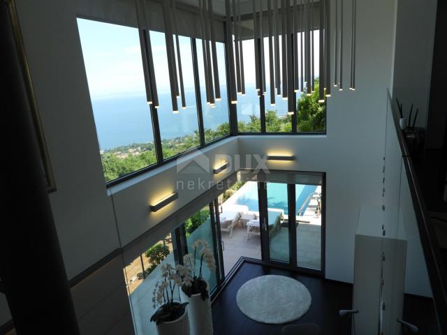 OPATIJA, LOVRAN – luxuriöse Villa mit wunderschönem Blick auf das Meer, einem Swimmingpool und einer