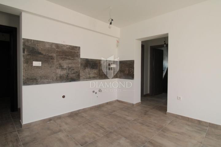 Apartment  Marinići, Viškovo, 87,15m2