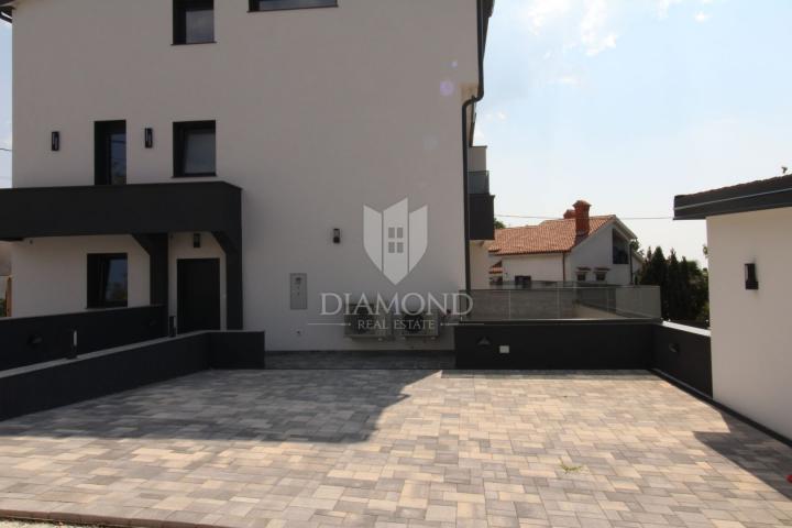 Apartment  Marinići, Viškovo, 131m2