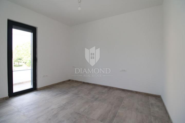 Apartment  Marinići, Viškovo, 131m2