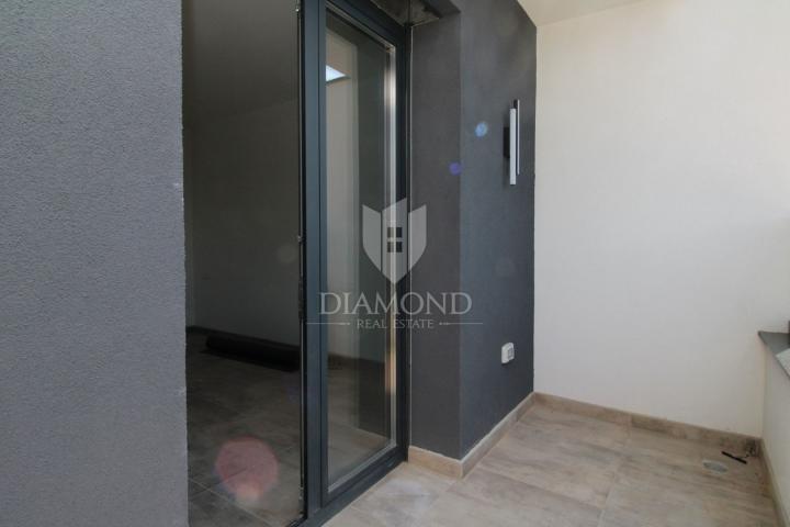 Apartment  Marinići, Viškovo, 131m2