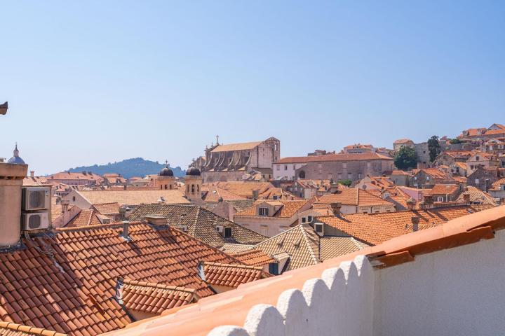 Dubrovnik, Stari Grad, dvoetažni stan s terasom