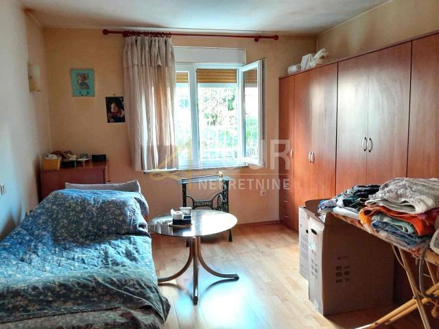 Rijeka, Kozala, 51. 22m2, 1s+db, balkon, SAMO KOD NAS!