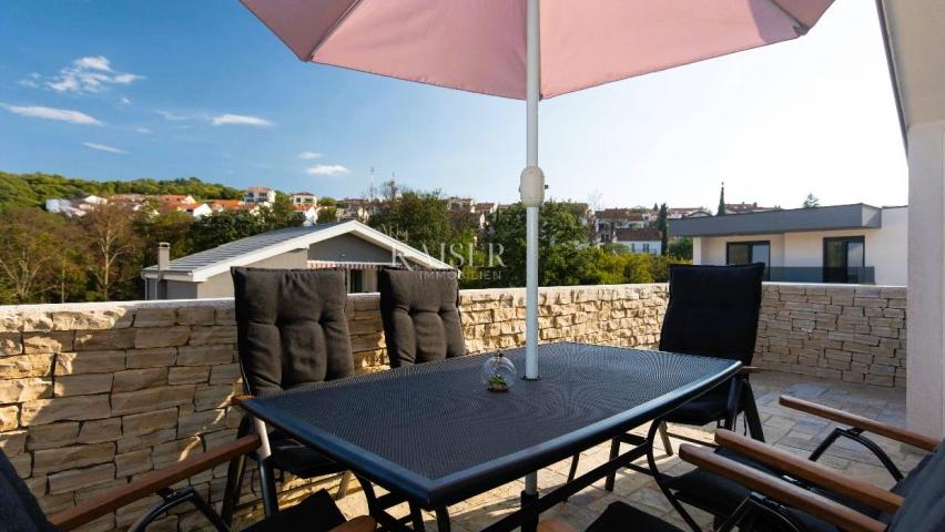 Apartment Njivice, Omišalj, 92,60m2