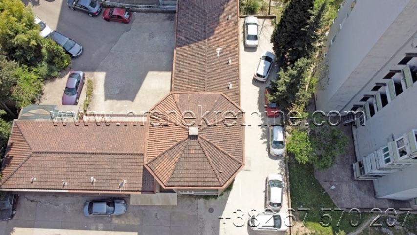 Two business premises in Herceg Novi settlement Topla 2