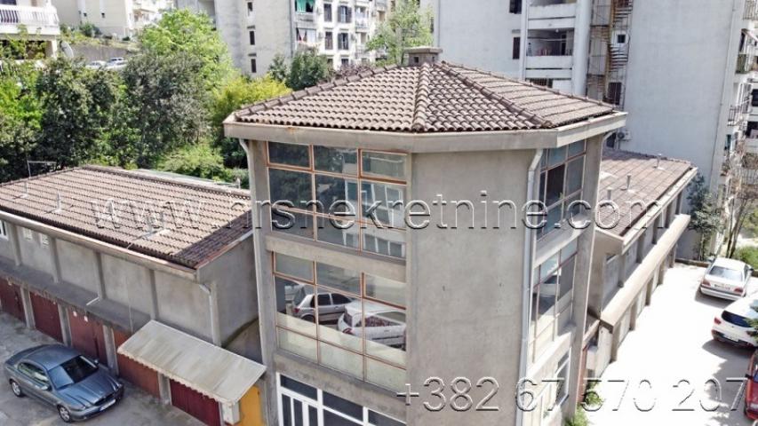 Two business premises in Herceg Novi settlement Topla 2