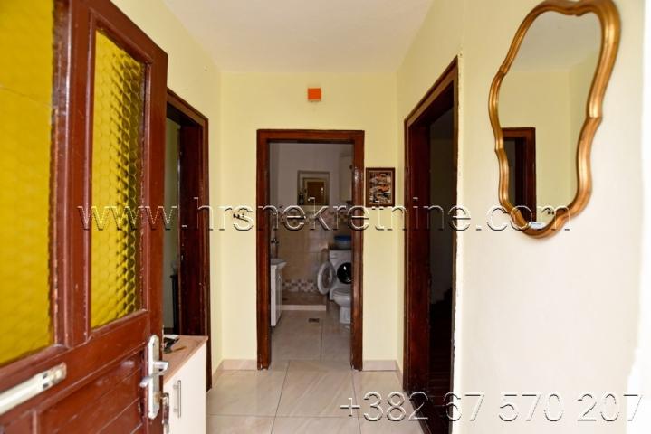 Property with the stone house in Podi Herceg Novi