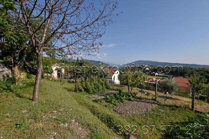 Property with the stone house in Podi Herceg Novi