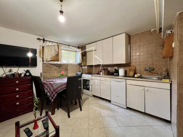 Bele vode, kuća, mereno 211m2 ID#8608