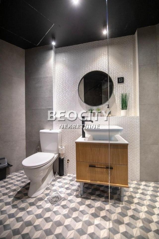 Novi Sad, Petrovaradin, Beogradska, 4. 0, 98m2, 1500EUR