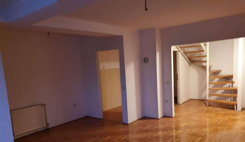 FUTOŠKA PIJACA, 86 m2, Trosoban-Duplex