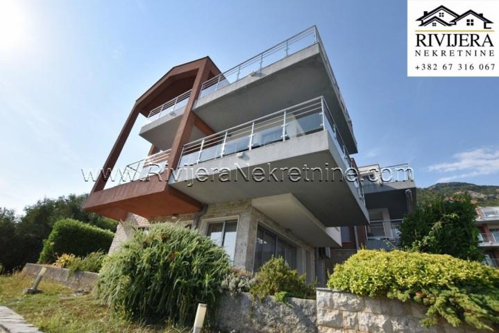 Two-bedroom apartment in the luxury complex Djenovic, Herceg Novi