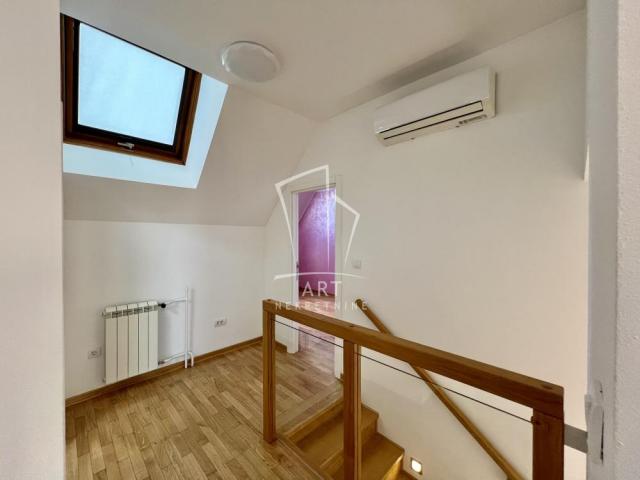 Hala Pionir, lux duplex 88m2 ID#8024