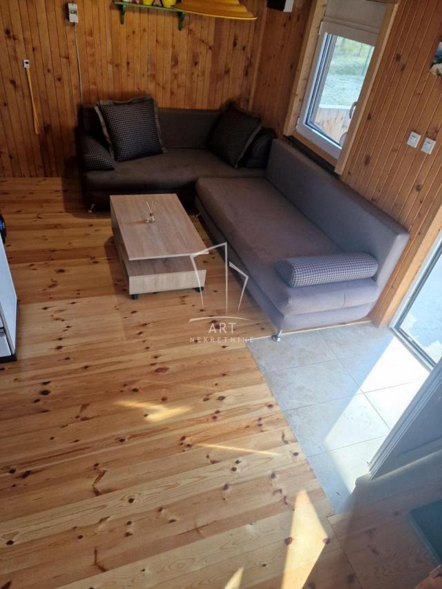 Žabljak, vikend kuća 15+34+30m2 ID#8631