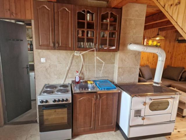 Žabljak, vikend kuća 15+34+30m2 ID#8631