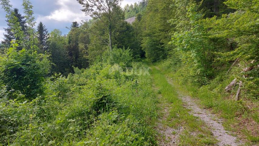 GORSKI KOTAR, FUŽINE – einzigartiges Projekt im Herzen von Gorski kotar, Baugrundstück 3340 m2 mit P