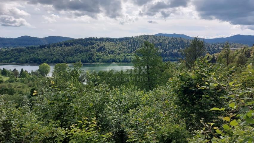 GORSKI KOTAR, FUŽINE – einzigartiges Projekt im Herzen von Gorski kotar, Baugrundstück 3340 m2 mit P