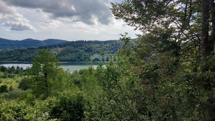 GORSKI KOTAR, FUŽINE – einzigartiges Projekt im Herzen von Gorski kotar, Baugrundstück 3340 m2 mit P