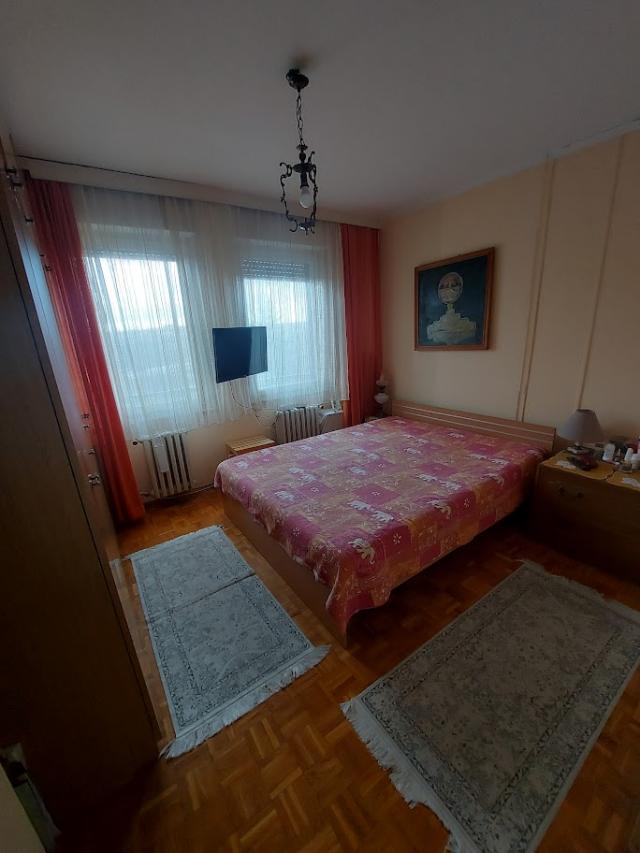 PRODAJA, 4. 0 STAN, BLOK 19A, NOVI BEOGRAD